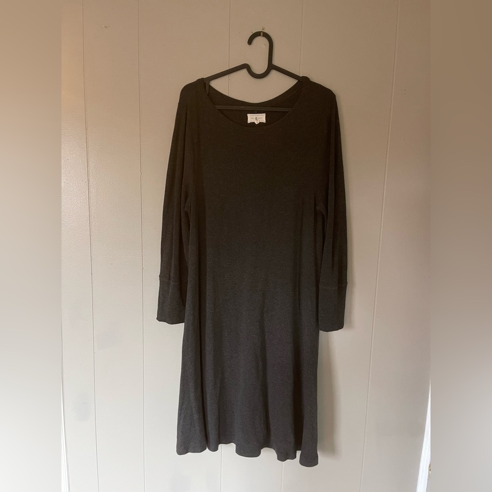 Lou & Grey Charcoal 3/4 Sleeve Cozy Dress